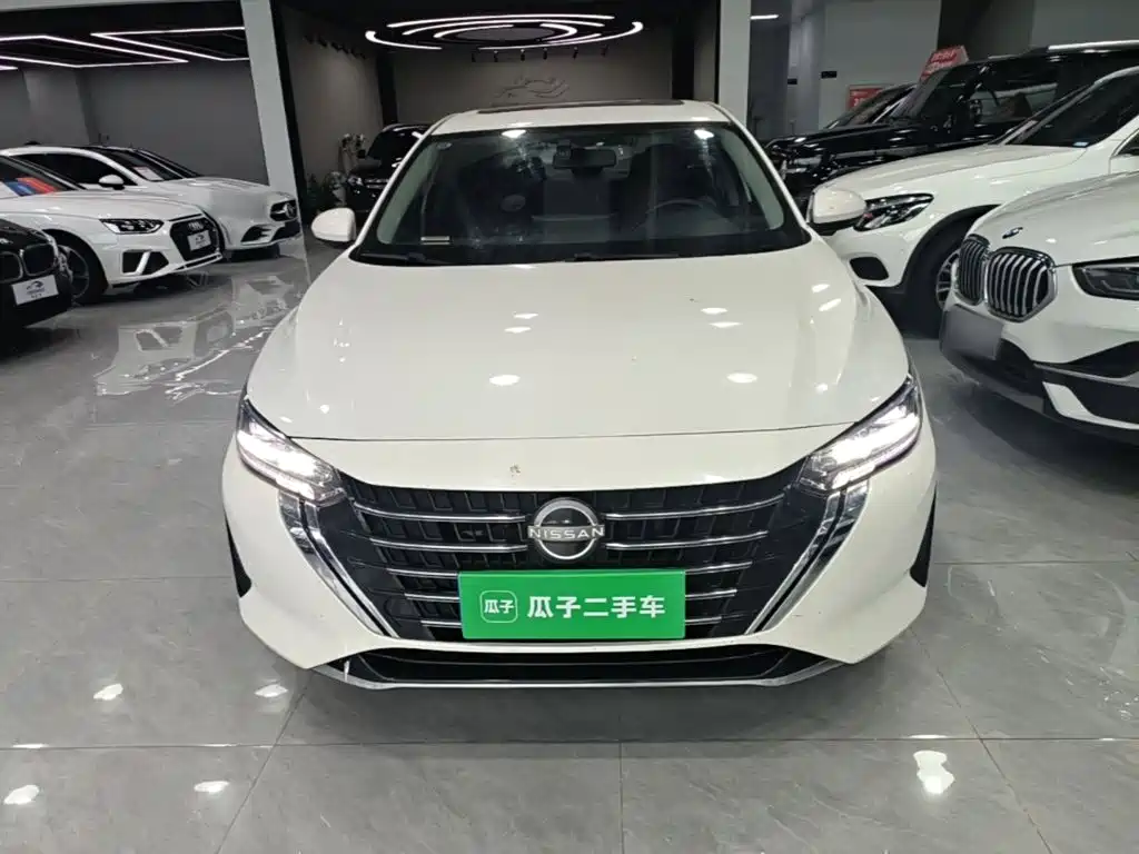 Sylphy Facelift 1.6 L CVT Joy
