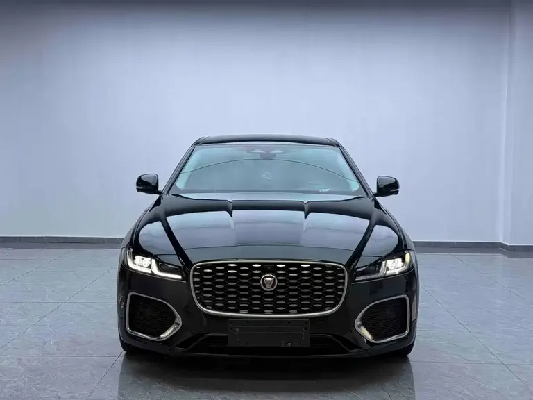Jaguar XFL XFL 2.0 T P250 2 WD Premium Luxury