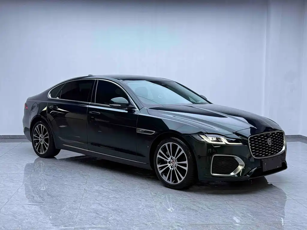 Jaguar XFL XFL 2.0 T P250 2 WD Premium Luxury
