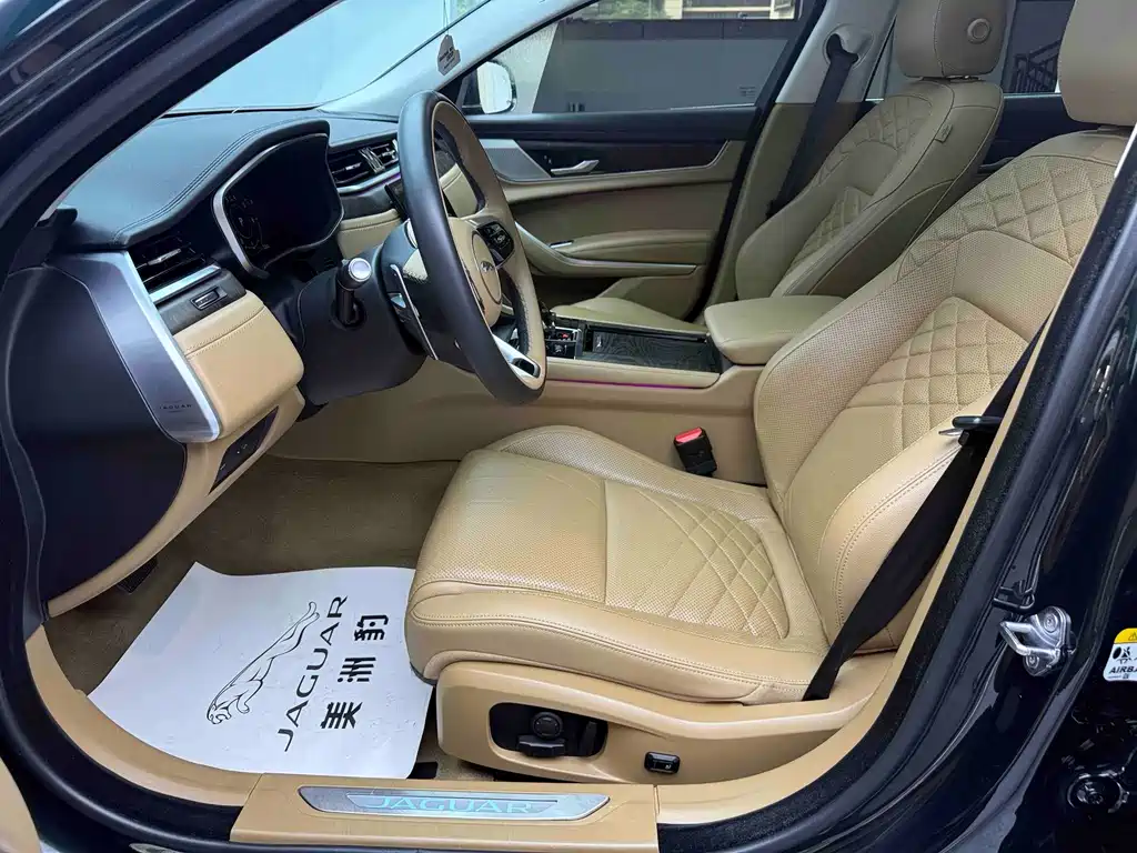 Jaguar XFL XFL 2.0 T P250 2 WD Premium Luxury