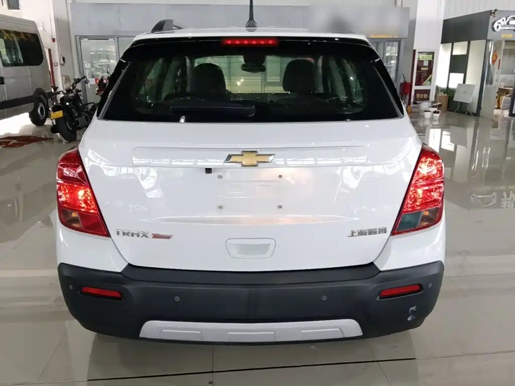 Tracker 1.4 T Auto 2 WD Luxury