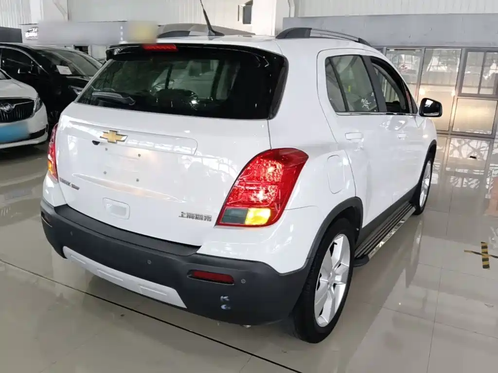 Tracker 1.4 T Auto 2 WD Luxury