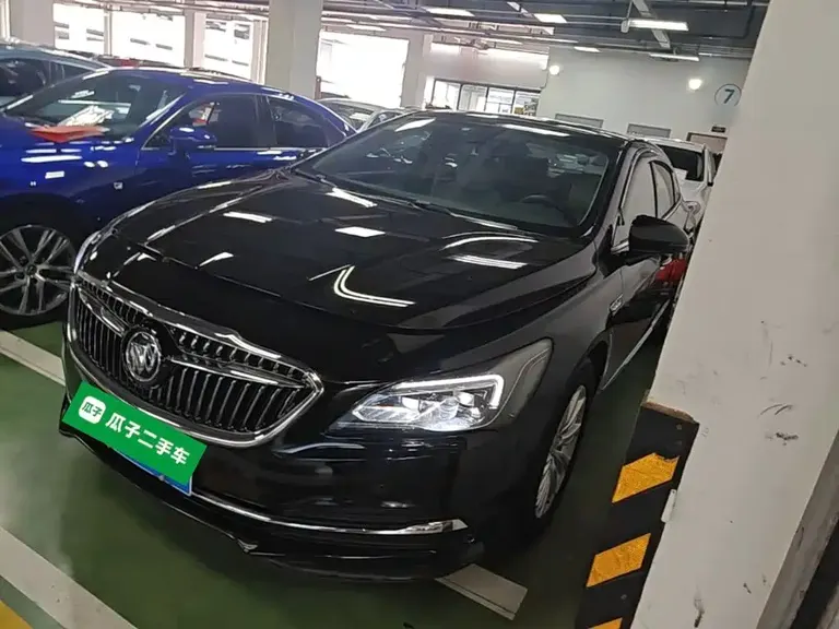 Buick LaCrosse 30 H Elite