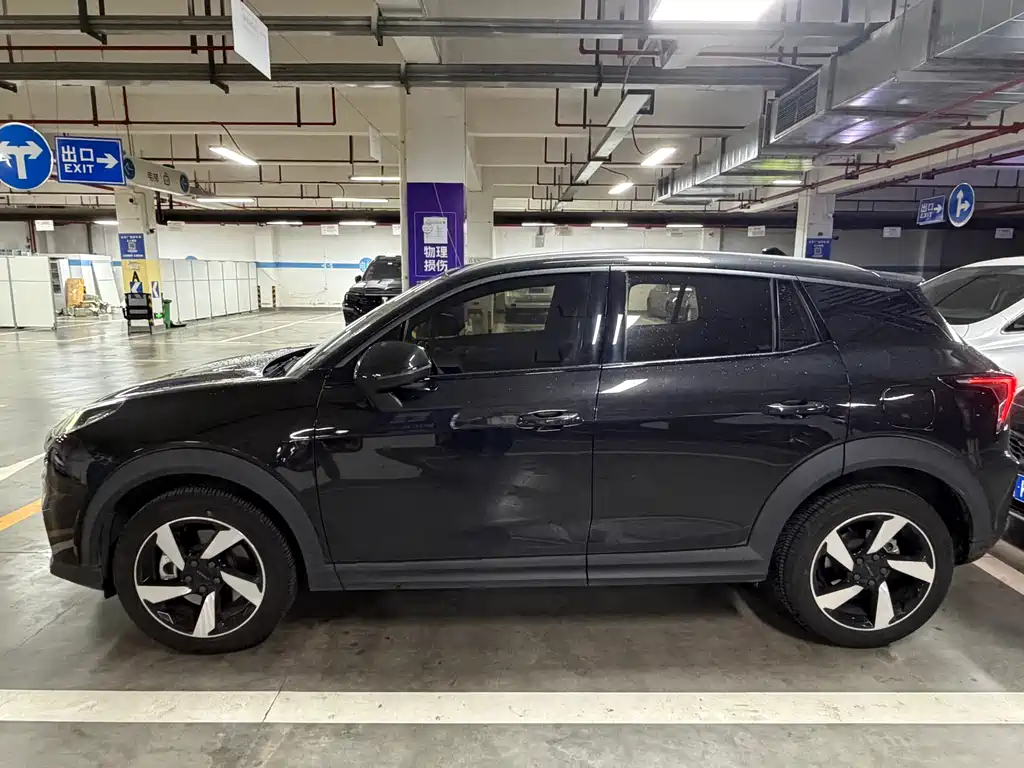 Lynk & Co 06 1.5 T Power Pro