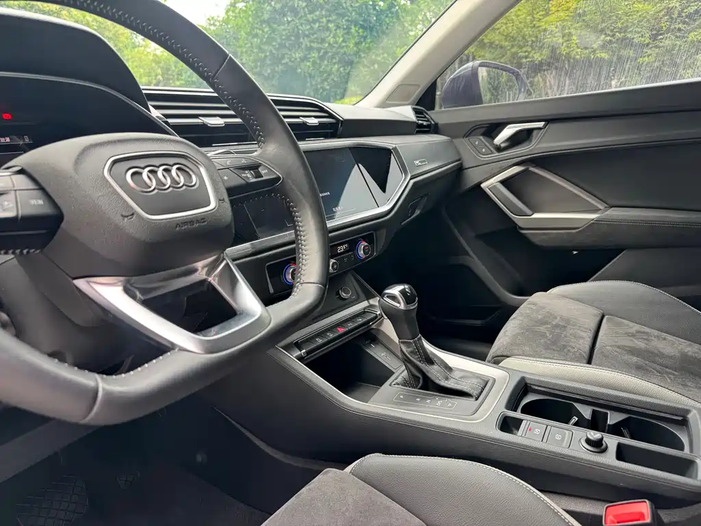 Audi Q3 35 TFSI Fashion Dynamic