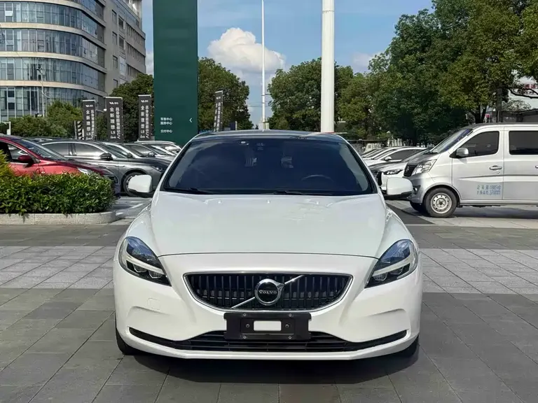 Volvo V40 T3 Smart Ease