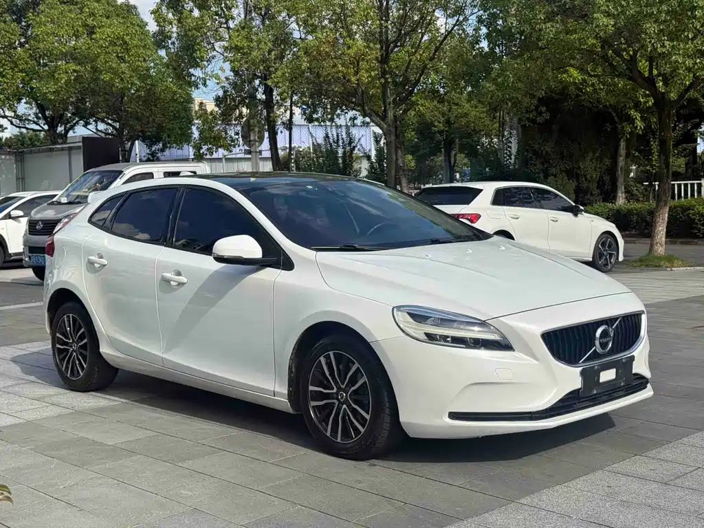 Volvo V40 T3 Smart Ease