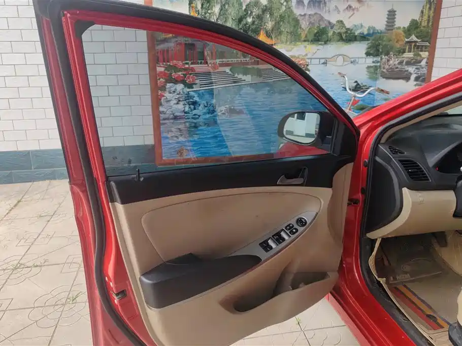 Accent 1.4 L Manual Intelligent GLS