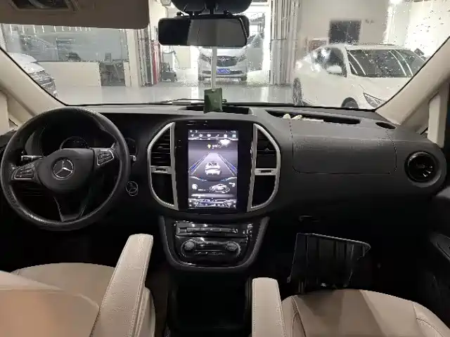 Vito 2.0 T Elite 7-seat