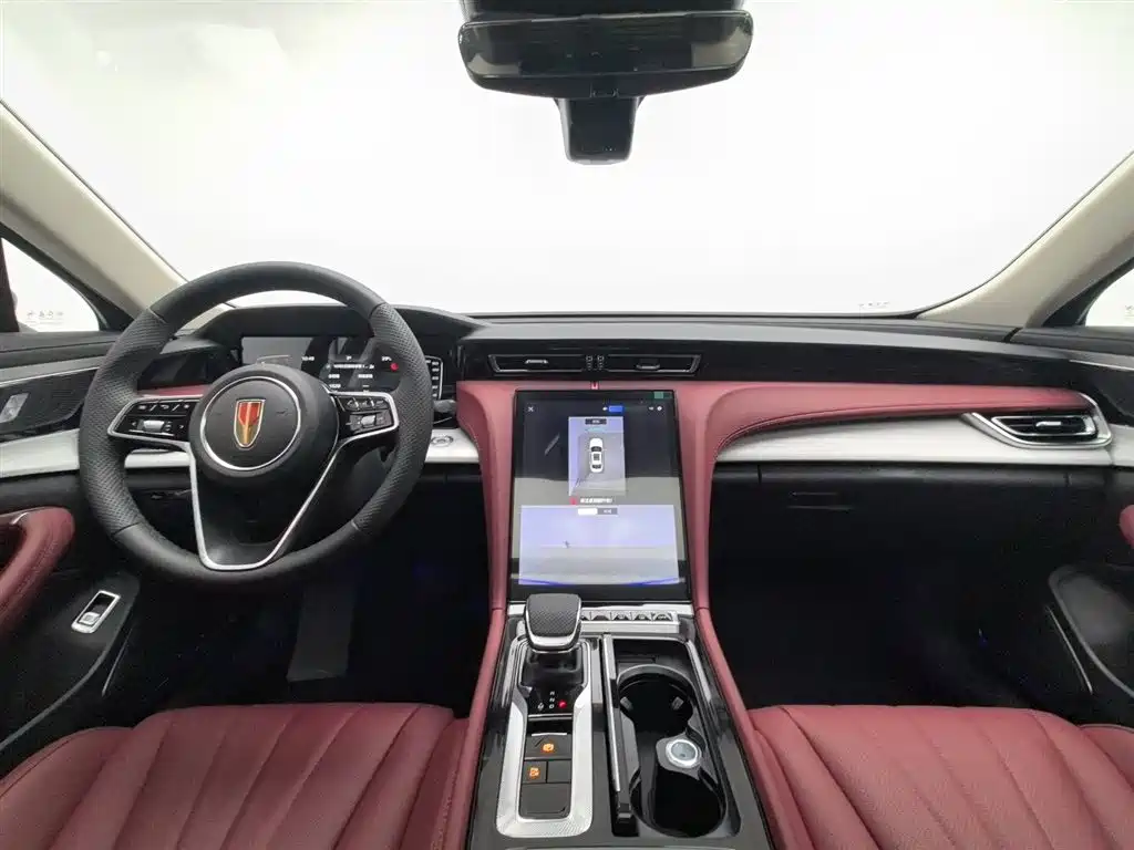 Hongqi H5 1.5 T DCT Flagship Charm