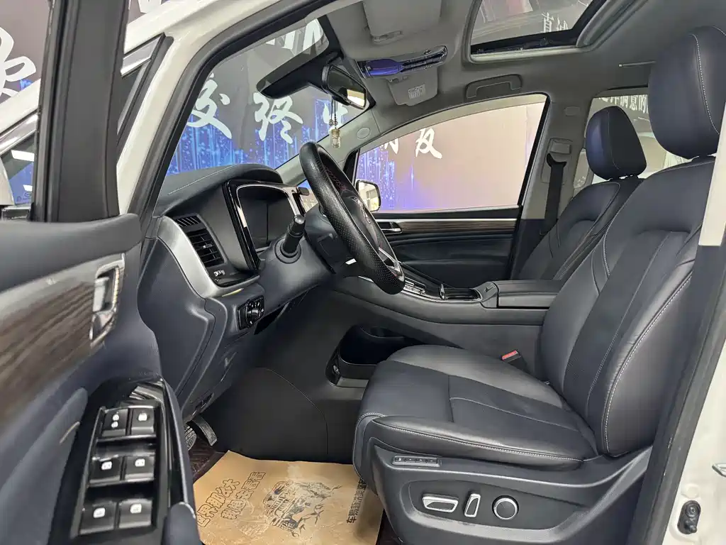 GAC Trumpchi M8 Leading Show Series 390 T Supreme