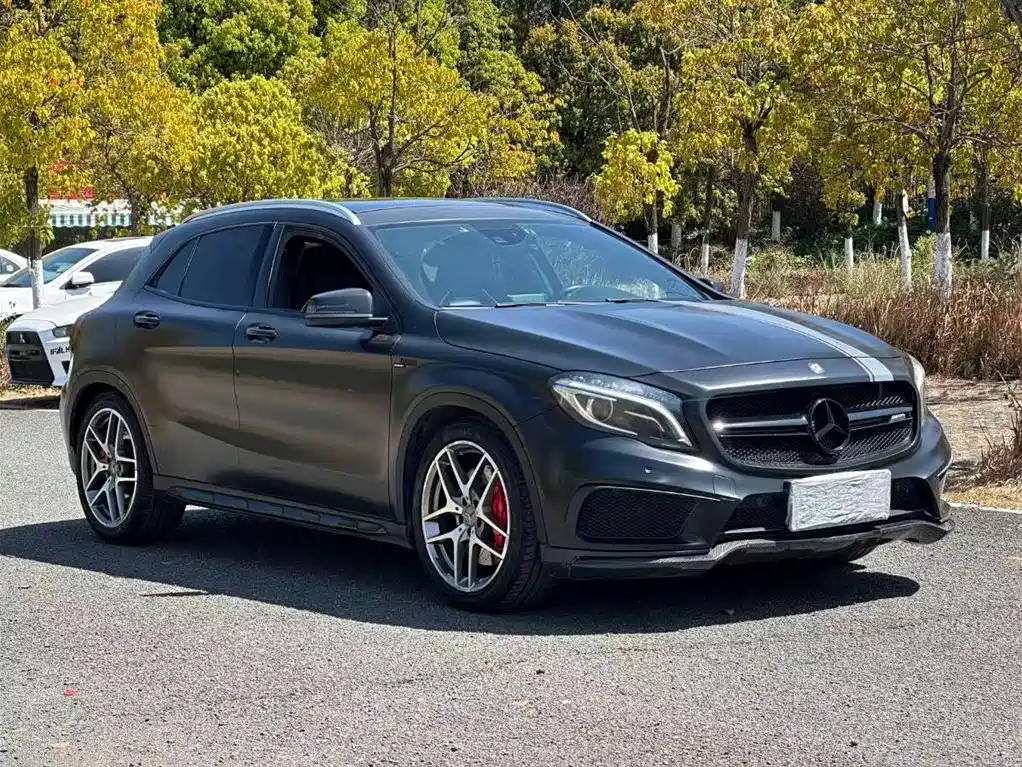 Mercedes-Benz GLA AMG AMG GLA 45 4 MATIC