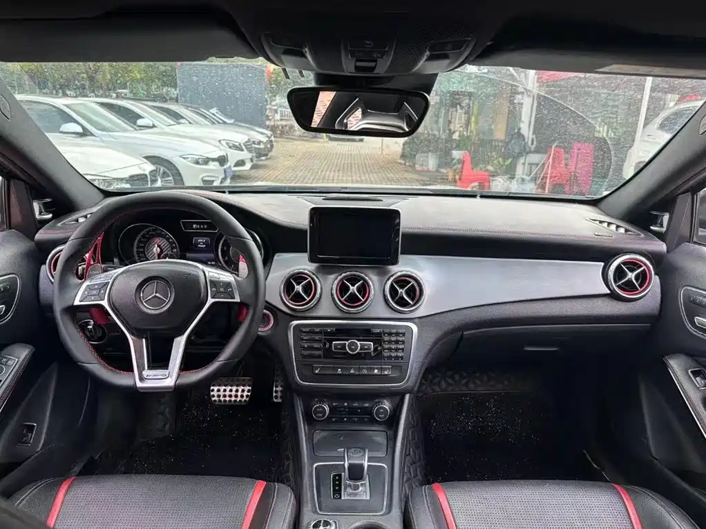 Mercedes-Benz GLA AMG AMG GLA 45 4 MATIC