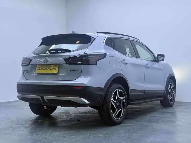 Qashqai Honor 2.0 L CVT XV+ Leading