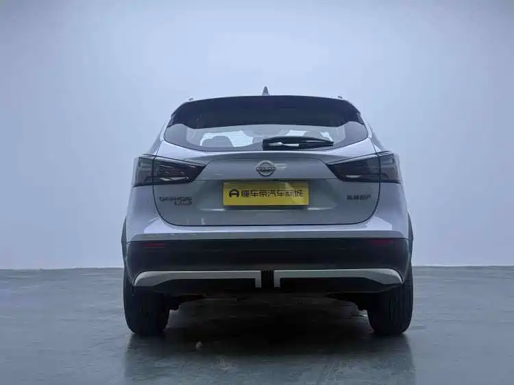 Qashqai Honor 2.0 L CVT XV+ Leading