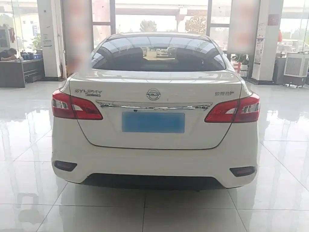 Sylphy Classic 1.6 XE CVT Comfort