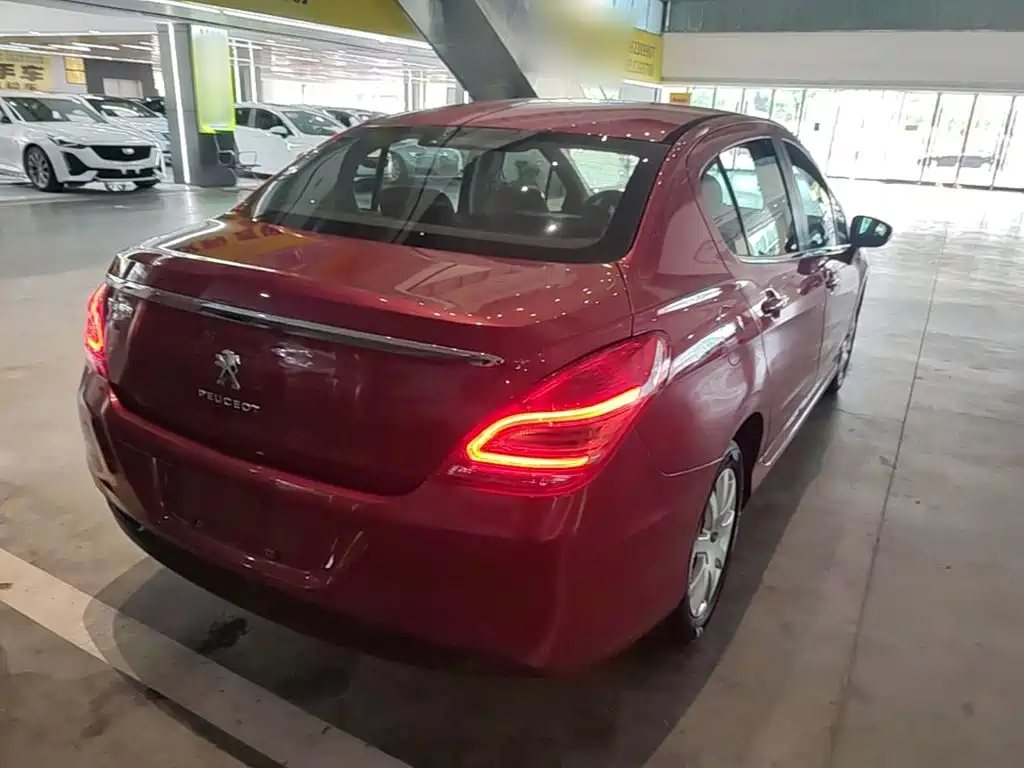 Peugeot 308 Pleasure Classic 1.6 L Auto Superior Style