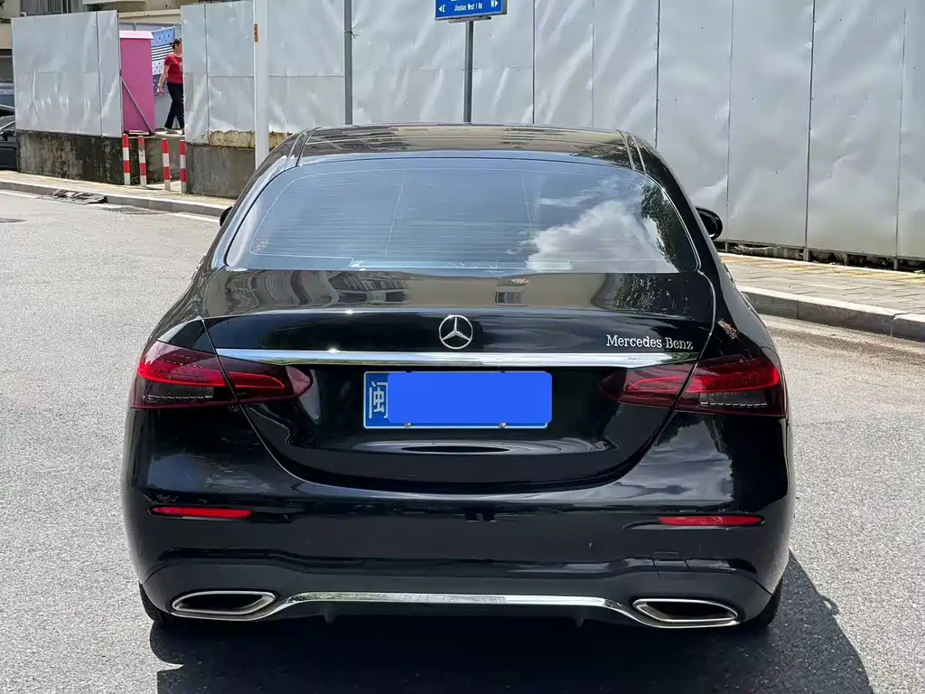 Mercedes-Benz E-Class Facelift E 260 L Sport