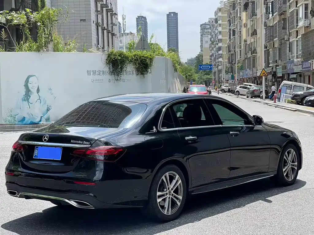 Mercedes-Benz E-Class Facelift E 260 L Sport