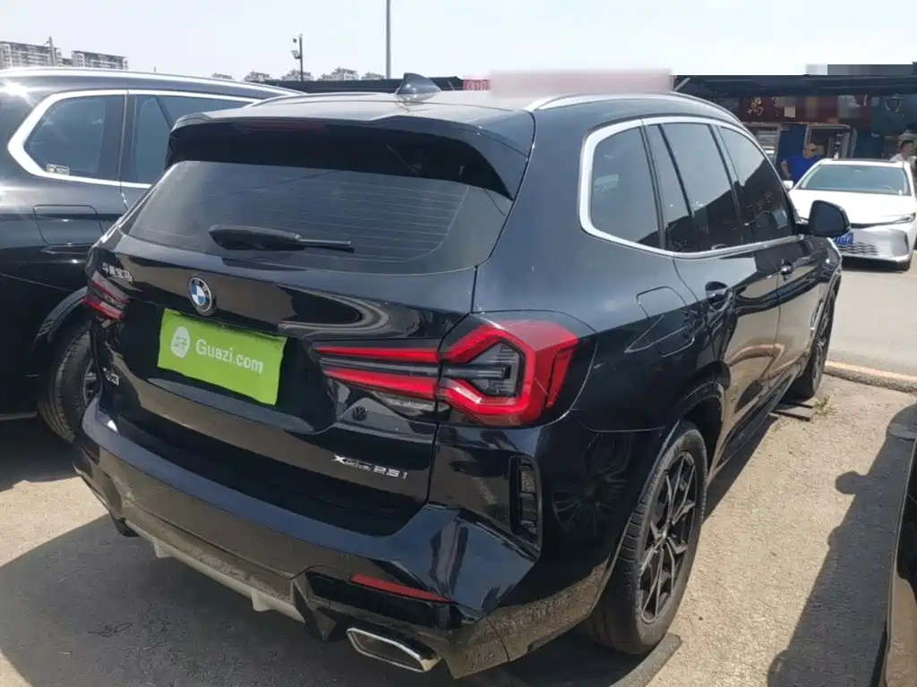 BMW X3 xDrive25 i M Sport Package