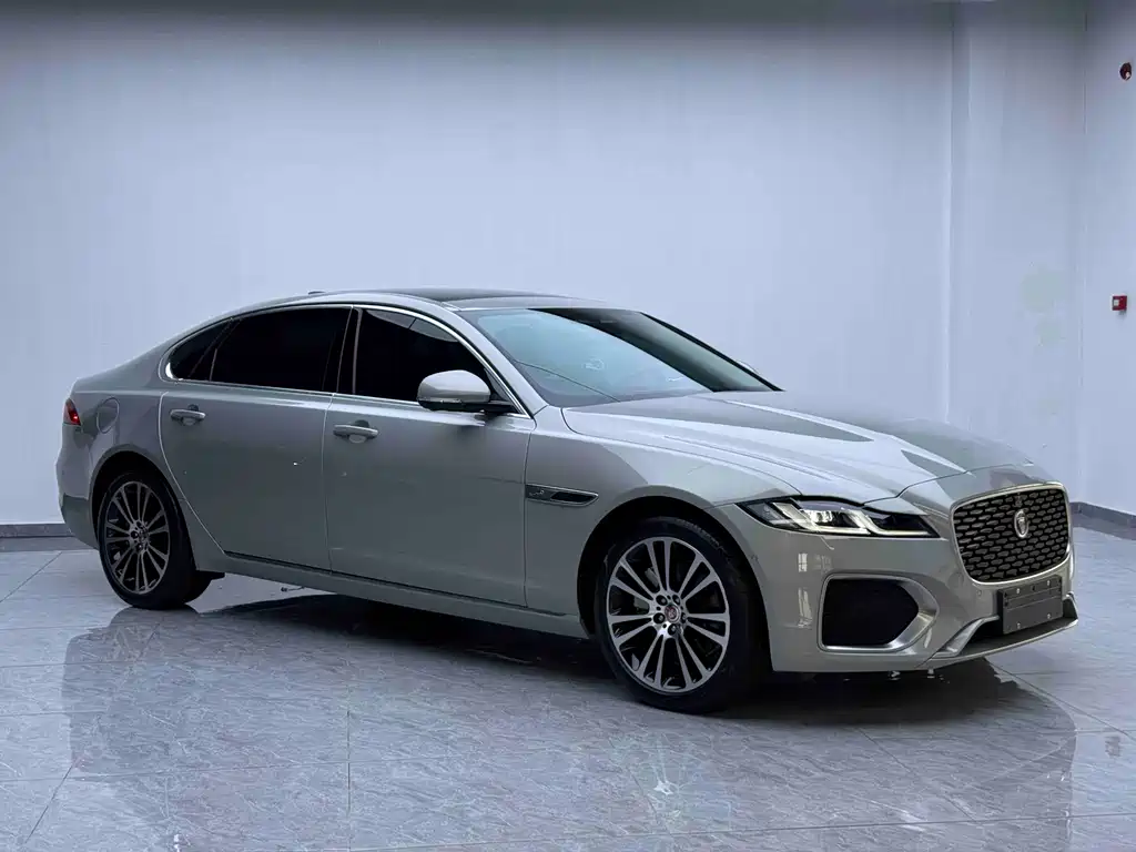 Jaguar XFL 2.0 T P250 2 WD Premium Luxury
