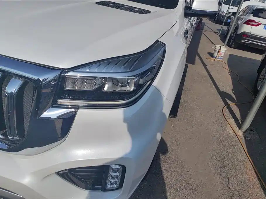 Haval H9 2.0 T Gasoline 4 WD Premium 5-seat