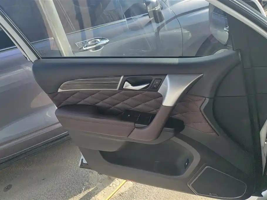 Haval H9 2.0 T Gasoline 4 WD Premium 5-seat