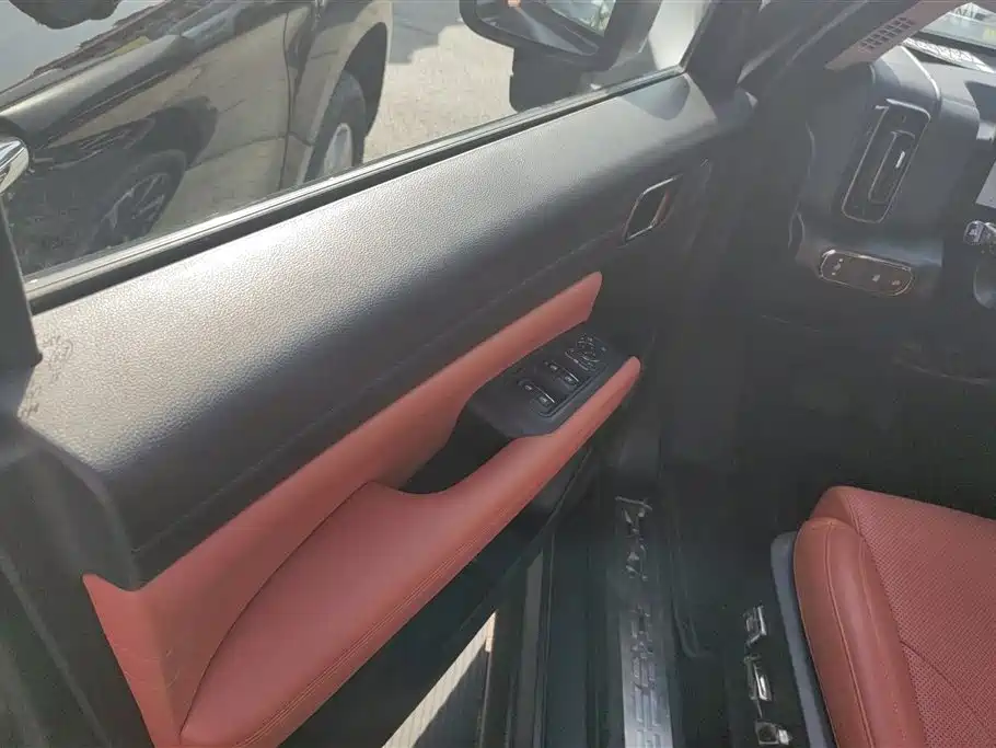 Haval H9 2.0 T Gasoline 4 WD Extreme Realm