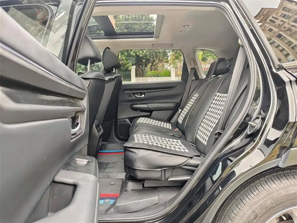 Honda CR-V 240 TURBO 2 WD Sharp Style 5-seat
