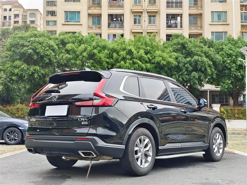 Honda CR-V 240 TURBO 2 WD Sharp Style 5-seat