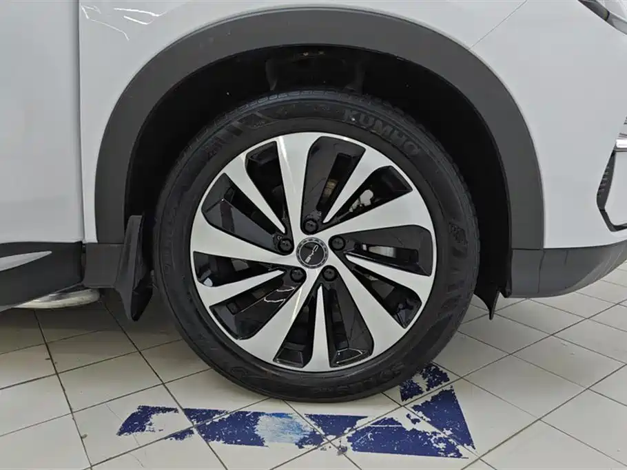 Song PLUS NEV Champion DM-i 110 KM Flagship PLUS