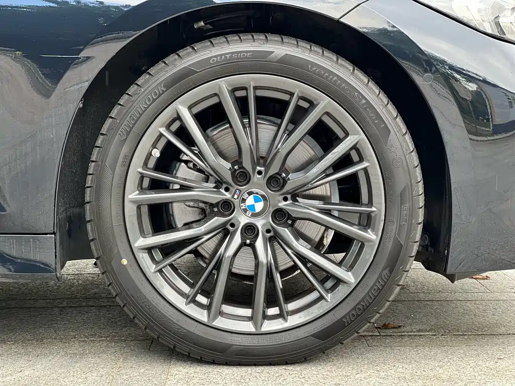 BMW 3 Series 325 Li M Sport Night Package