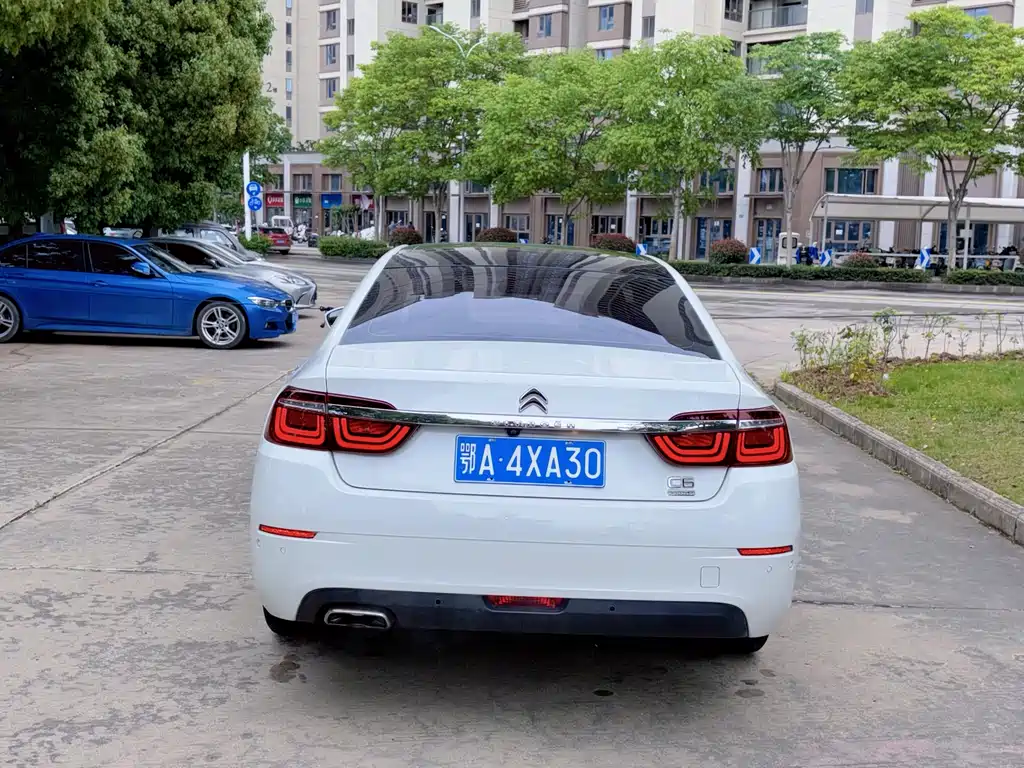 Citroën C6 350 THP Luxury