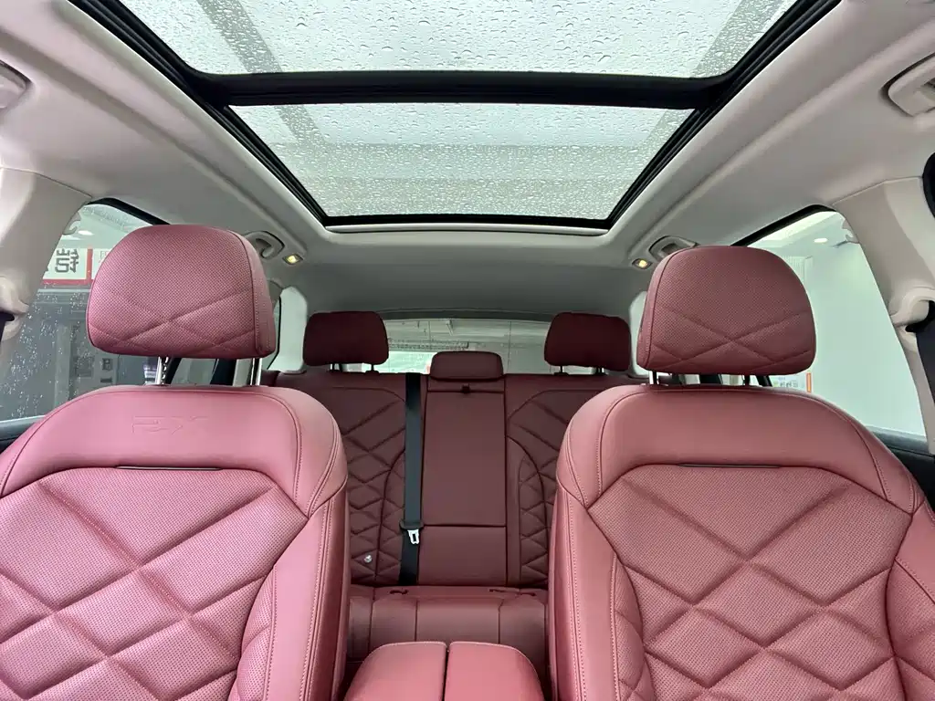 BMW X5 xDrive 30 Li M Sport Package