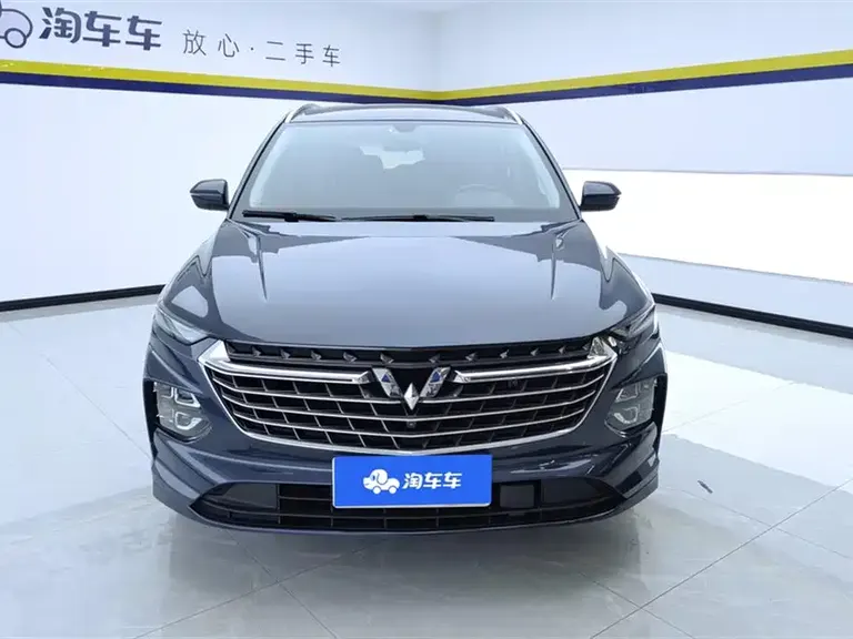 Wuling Victory 1.5 T CVT Flagship