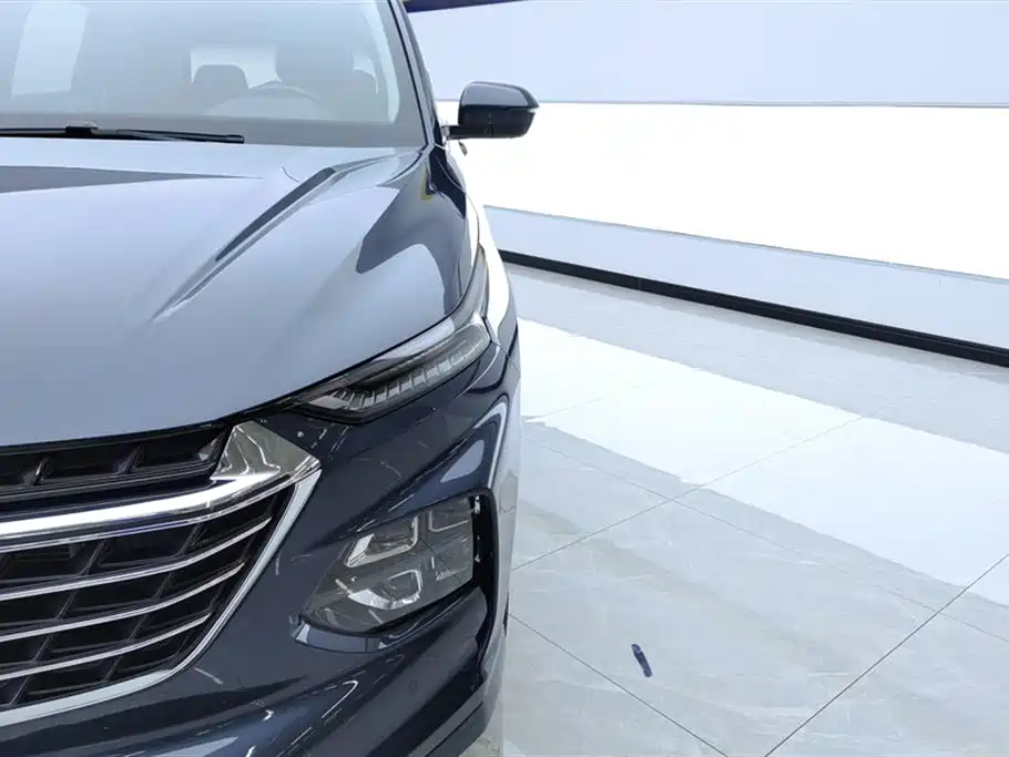 Wuling Victory 1.5 T CVT Flagship