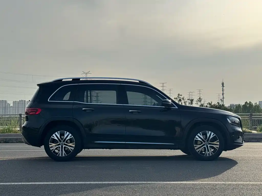 Mercedes-Benz GLB Facelift GLB 220 Dynamic