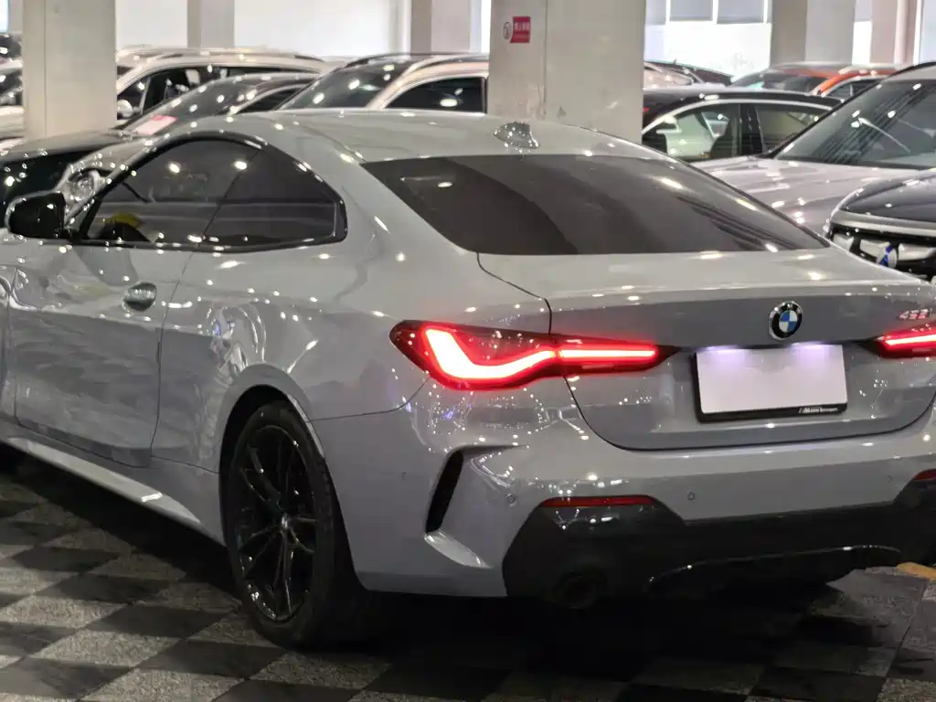 BMW 4 Series 425 i M Sport Night Package