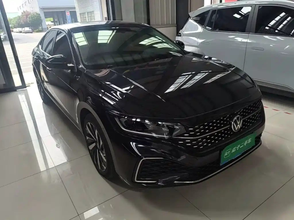 Passat 330 TSI Starry Sky Elite