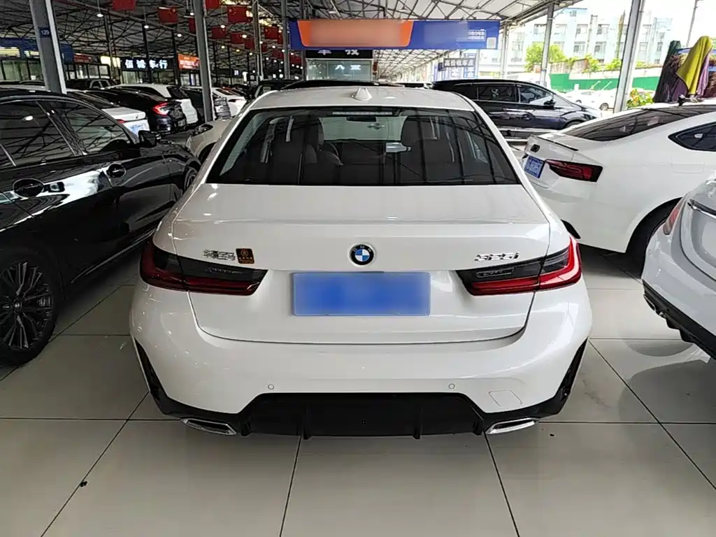 BMW 3 Series 325 i M Sport Package