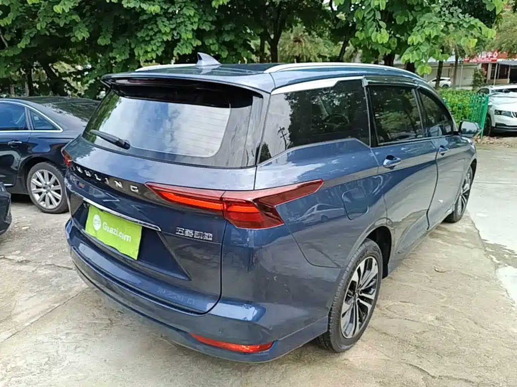 Wuling Victory 1.5 T CVT Flagship