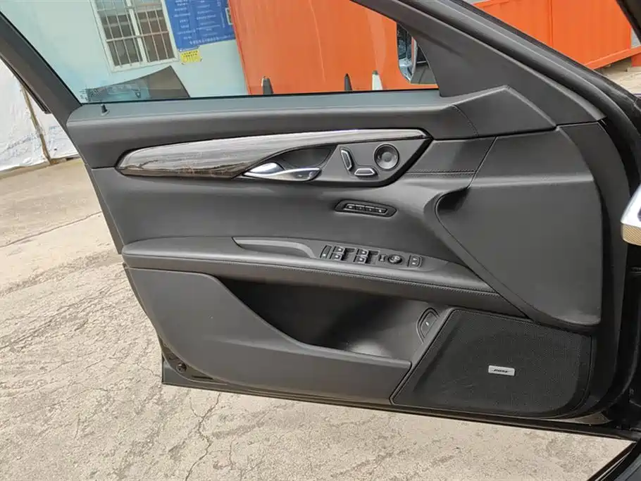 Cadillac CT6 28 T 120 Anniversary Limited