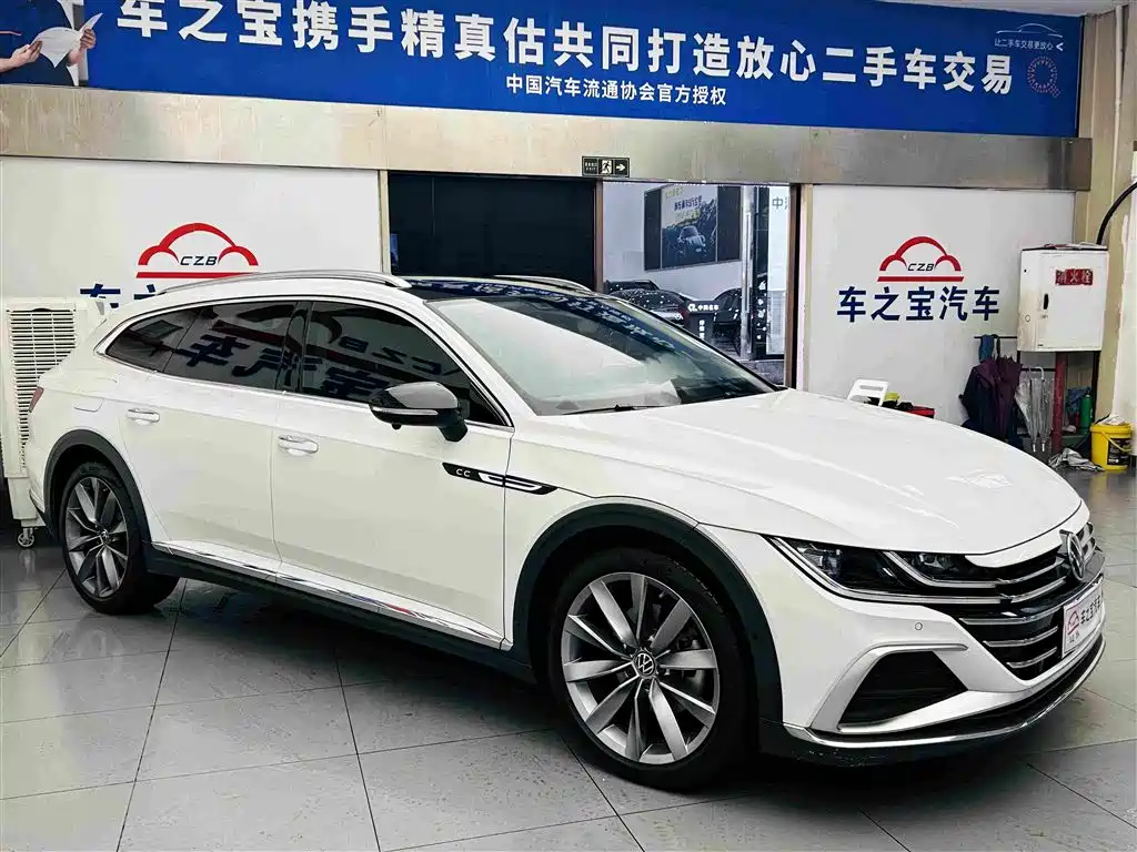 VW CC Shooting Brake 380 TSI Heart Hunter