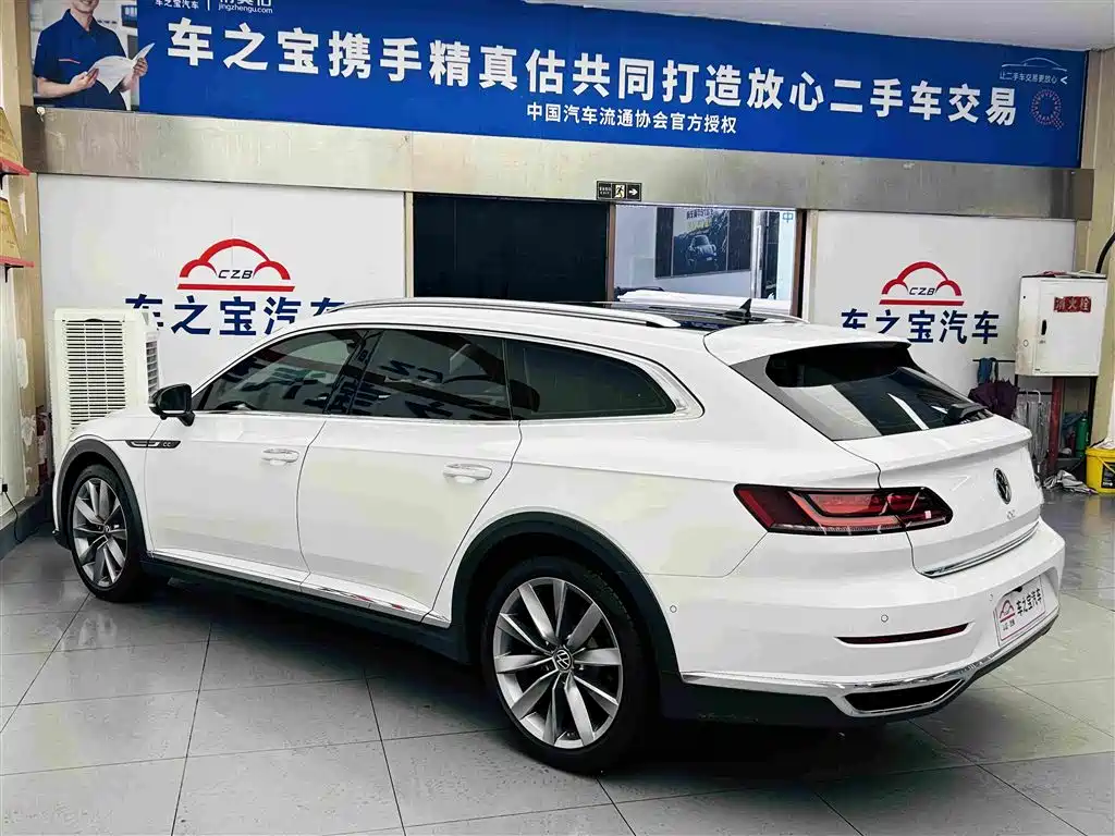 VW CC Shooting Brake 380 TSI Heart Hunter