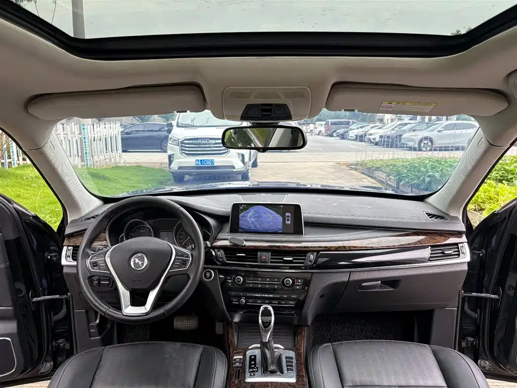 Hanteng X7 X7 S 1.5 T Auto Premium