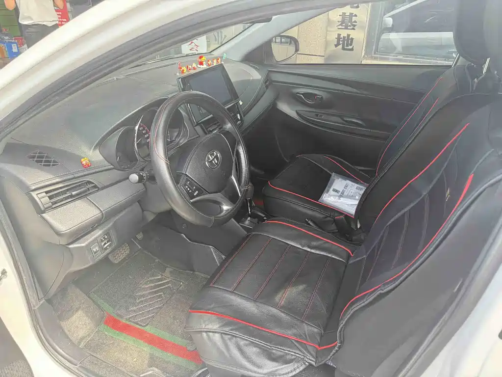 Vios FS 1.5 L CVT Sharp Speed