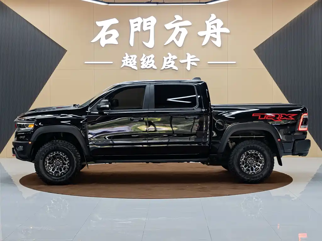 RAM Trucks 6.2 T US Spec