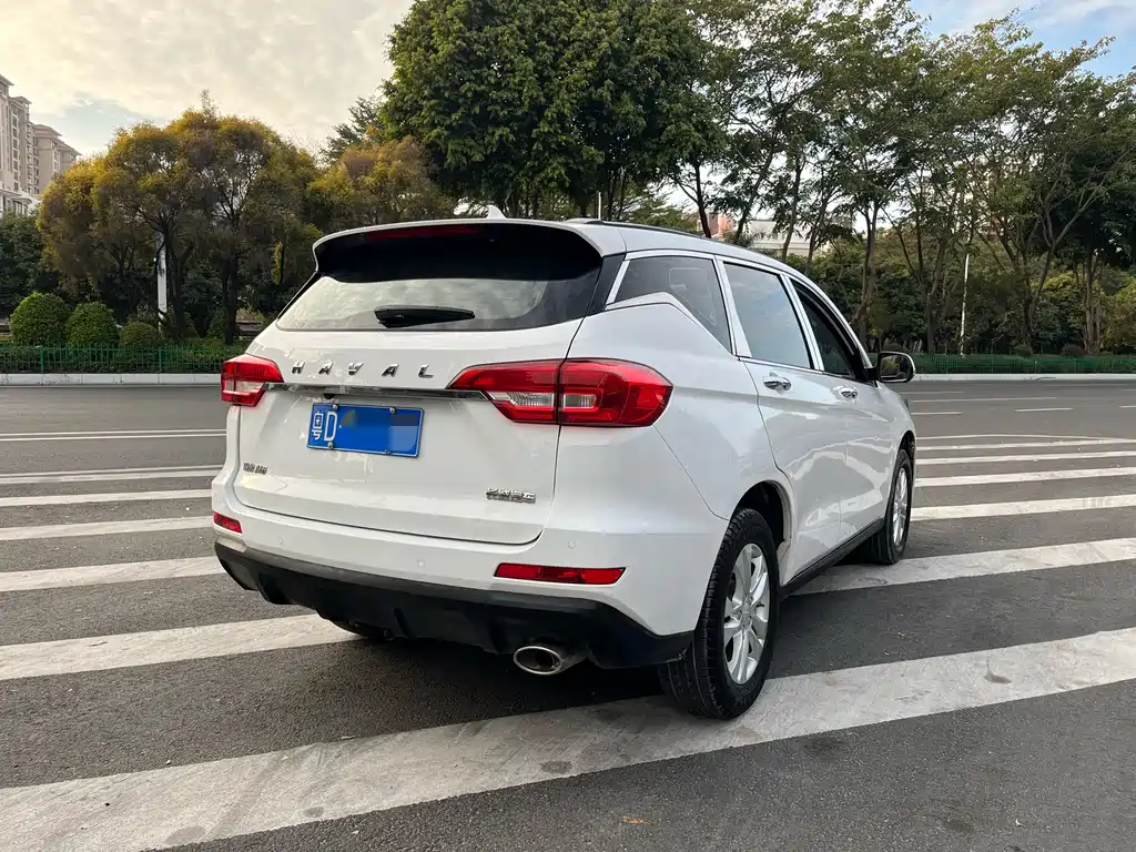 Haval M6 1.5 T DCT 2 WD Value CN-VI