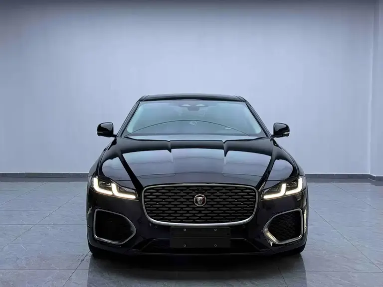 Jaguar XFL 2.0 T P250 2 WD Premium Luxury