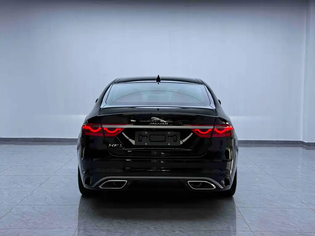 Jaguar XFL 2.0 T P250 2 WD Premium Luxury